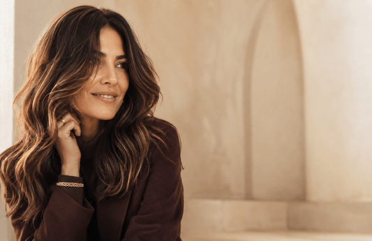 Low-Maintenance Fall Brunette: Espresso, Cinnamon & Candlelit Hair