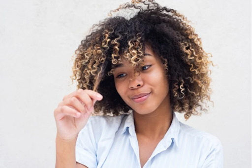 How to Get Rid of Split Ends for Curly Hair (Without Cutting It All Off)